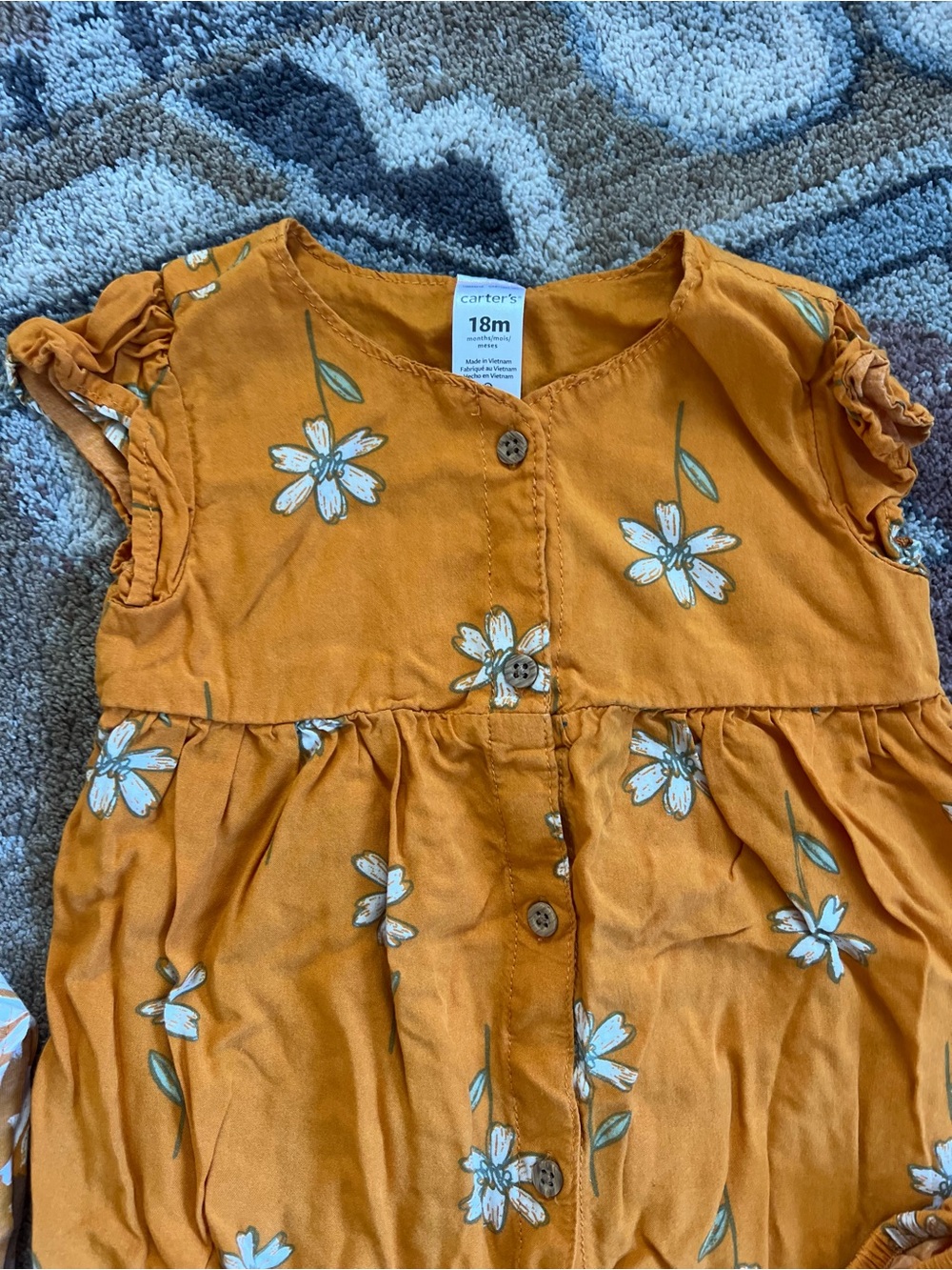 Carters Summer Bundle - Picture 3 of 4